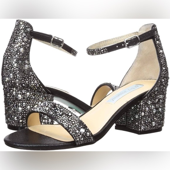 Mari Crystal Ankle Strap Sandal
BETSEY JOHNSON - Picture 1 of 5